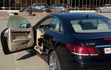 Mercedes-Benz E-Класс, 2016 год, 2 600 000 рублей, 2 фотография