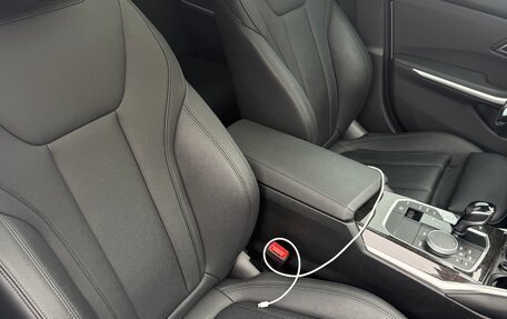 BMW 3 серия, 2021 год, 3 700 080 рублей, 6 фотография