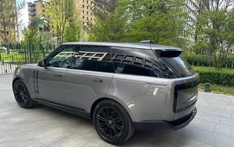 Land Rover Range Rover IV рестайлинг, 2023 год, 14 390 000 рублей, 5 фотография