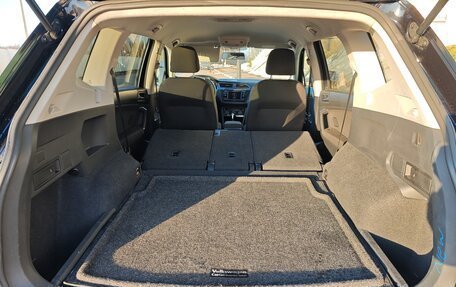 Volkswagen Tiguan II, 2020 год, 2 800 000 рублей, 10 фотография