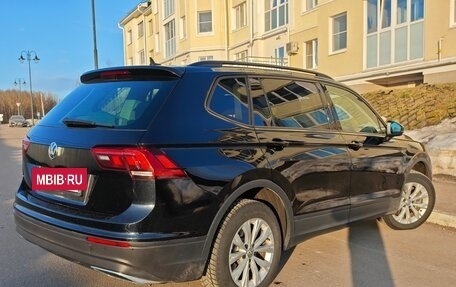 Volkswagen Tiguan II, 2020 год, 2 800 000 рублей, 12 фотография