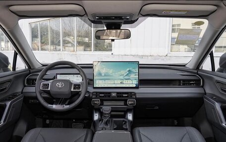 Toyota RAV4, 2026 год, 3 998 000 рублей, 10 фотография