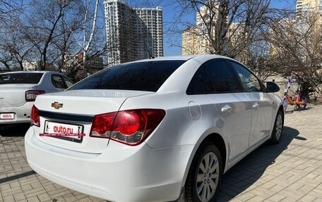 Chevrolet Cruze II, 2011 год, 585 000 рублей, 5 фотография