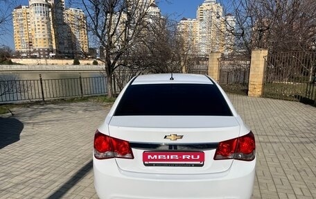 Chevrolet Cruze II, 2011 год, 585 000 рублей, 4 фотография