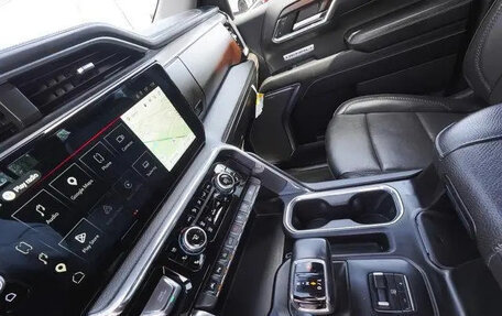 GMC Sierra, 2024 год, 8 066 745 рублей, 16 фотография