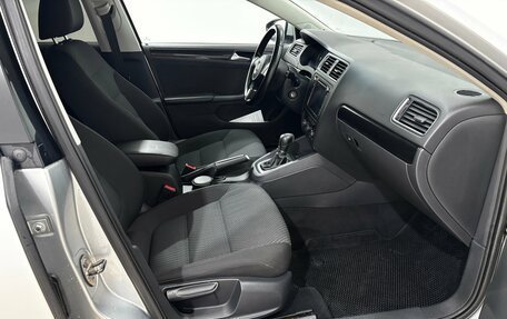 Volkswagen Jetta VI, 2013 год, 1 160 000 рублей, 13 фотография