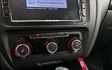 Volkswagen Jetta VI, 2013 год, 1 160 000 рублей, 19 фотография