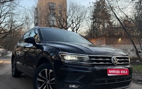 Volkswagen Tiguan II, 2019 год, 2 459 000 рублей, 1 фотография
