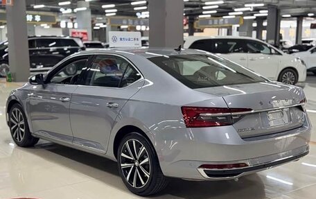 Skoda Superb III рестайлинг, 2026 год, 2 650 000 рублей, 5 фотография
