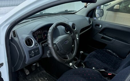 Ford Fusion I, 2010 год, 450 000 рублей, 2 фотография