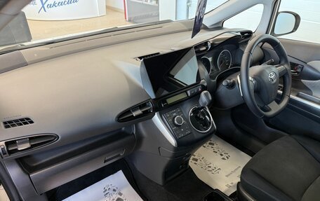 Toyota Wish II, 2009 год, 1 299 999 рублей, 13 фотография