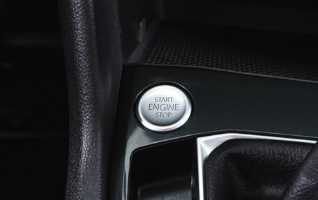 Volkswagen Tiguan II, 2021 год, 3 649 000 рублей, 25 фотография