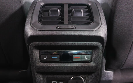 Volkswagen Tiguan II, 2021 год, 3 649 000 рублей, 26 фотография