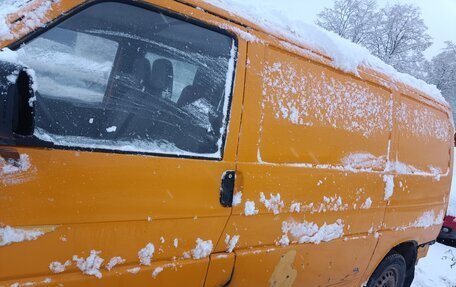 Volkswagen Transporter T4, 1998 год, 220 000 рублей, 3 фотография