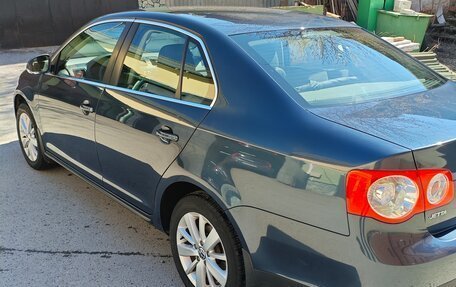 Volkswagen Jetta VI, 2008 год, 2 000 000 рублей, 4 фотография