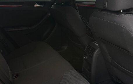 Volkswagen Jetta VI, 2013 год, 1 200 000 рублей, 16 фотография