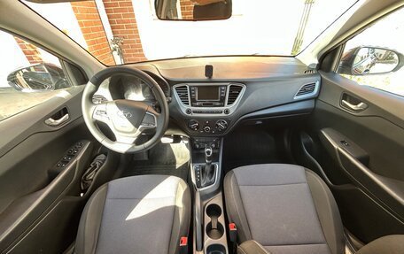 Hyundai Solaris II рестайлинг, 2020 год, 1 300 000 рублей, 10 фотография