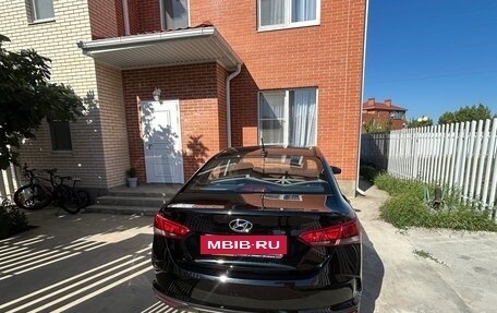Hyundai Solaris II рестайлинг, 2020 год, 1 300 000 рублей, 2 фотография