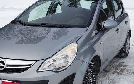 Opel Corsa D, 2013 год, 750 000 рублей, 1 фотография