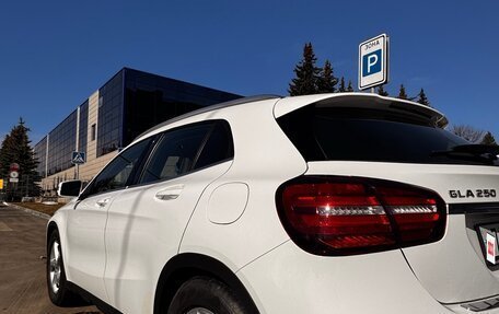 Mercedes-Benz GLA, 2019 год, 2 700 000 рублей, 4 фотография