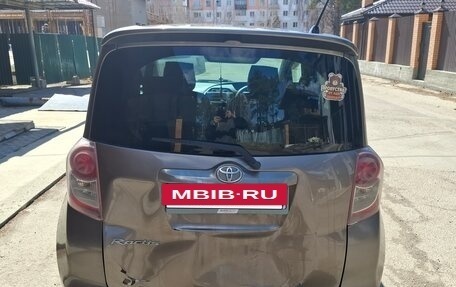 Toyota Ractis I, 2008 год, 530 000 рублей, 7 фотография