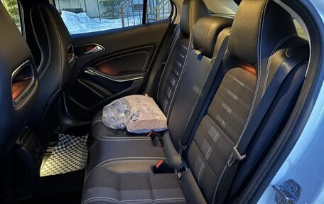 Mercedes-Benz GLA, 2019 год, 2 700 000 рублей, 17 фотография