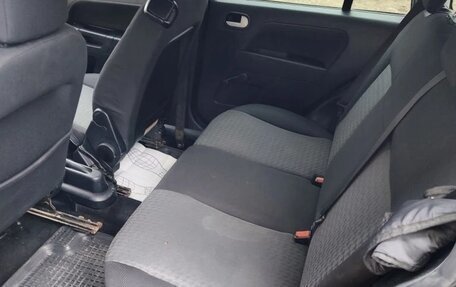 Ford Fusion I, 2004 год, 280 000 рублей, 4 фотография