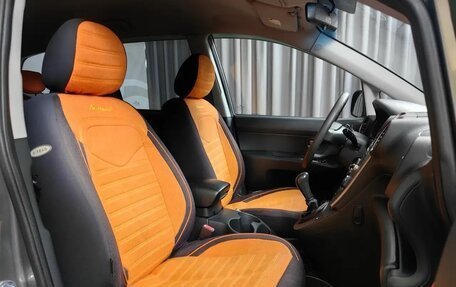KIA Carens III (RP), 2009 год, 633 333 рублей, 10 фотография