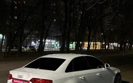 Audi A4, 2010 год, 1 050 000 рублей, 5 фотография