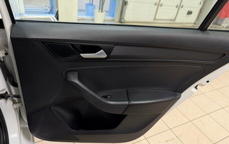 Volkswagen Polo VI (EU Market), 2021 год, 1 190 000 рублей, 17 фотография