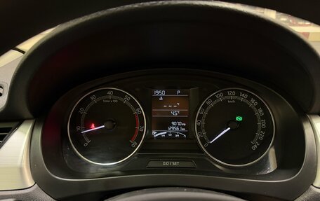 Skoda Rapid I, 2019 год, 1 200 000 рублей, 11 фотография