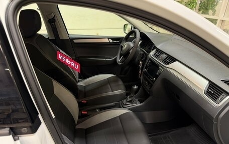 Skoda Rapid I, 2019 год, 1 200 000 рублей, 9 фотография