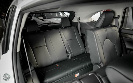 Toyota Highlander, 2026 год, 5 750 000 рублей, 24 фотография