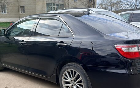 Toyota Camry, 2017 год, 2 400 000 рублей, 1 фотография