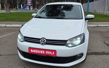 Volkswagen Polo VI (EU Market), 2014 год, 820 000 рублей, 1 фотография