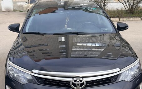 Toyota Camry, 2017 год, 2 400 000 рублей, 4 фотография