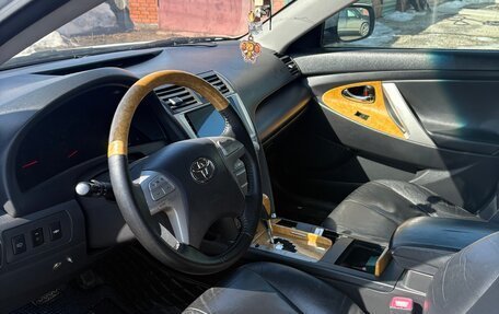 Toyota Camry, 2007 год, 900 000 рублей, 10 фотография