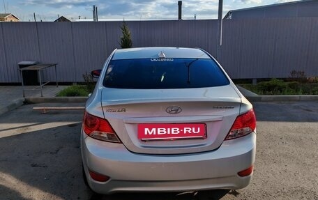 Hyundai Solaris II рестайлинг, 2014 год, 900 000 рублей, 6 фотография