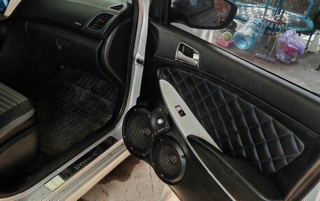 Hyundai Solaris II рестайлинг, 2014 год, 900 000 рублей, 10 фотография