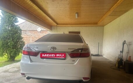 Toyota Camry, 2015 год, 1 730 000 рублей, 4 фотография