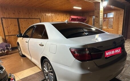 Toyota Camry, 2015 год, 1 730 000 рублей, 5 фотография