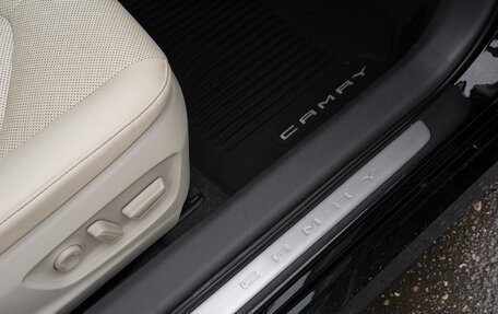 Toyota Camry, 2021 год, 3 800 000 рублей, 12 фотография