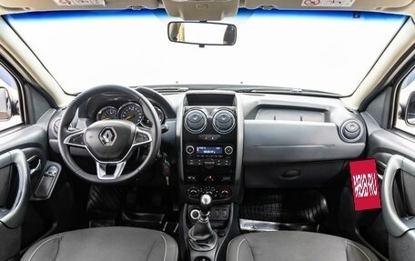 Renault Duster I рестайлинг, 2019 год, 1 368 000 рублей, 13 фотография
