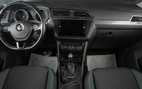 Volkswagen Tiguan II, 2019 год, 2 859 000 рублей, 13 фотография