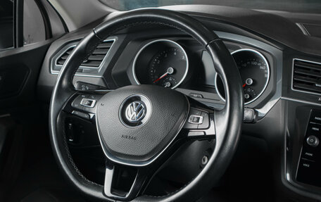 Volkswagen Tiguan II, 2019 год, 2 859 000 рублей, 12 фотография