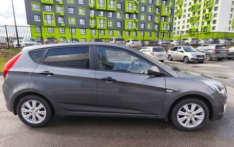 Hyundai Solaris II рестайлинг, 2014 год, 880 000 рублей, 4 фотография