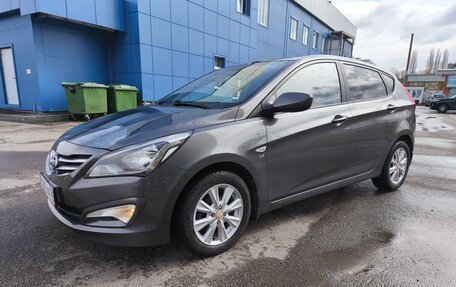 Hyundai Solaris II рестайлинг, 2014 год, 880 000 рублей, 6 фотография