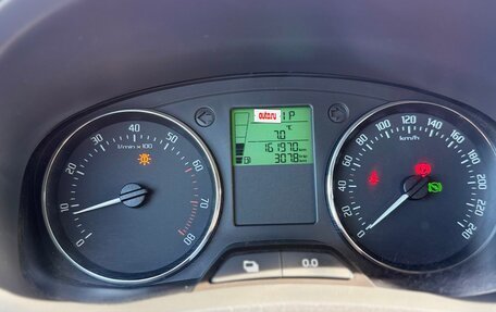 Skoda Fabia II, 2014 год, 894 000 рублей, 14 фотография