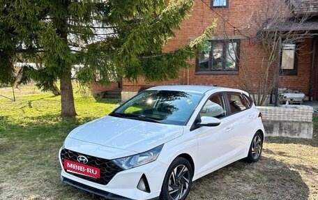 Hyundai i20 III, 2021 год, 1 800 000 рублей, 10 фотография