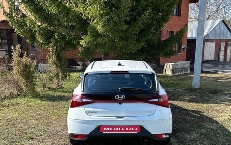 Hyundai i20 III, 2021 год, 1 800 000 рублей, 6 фотография